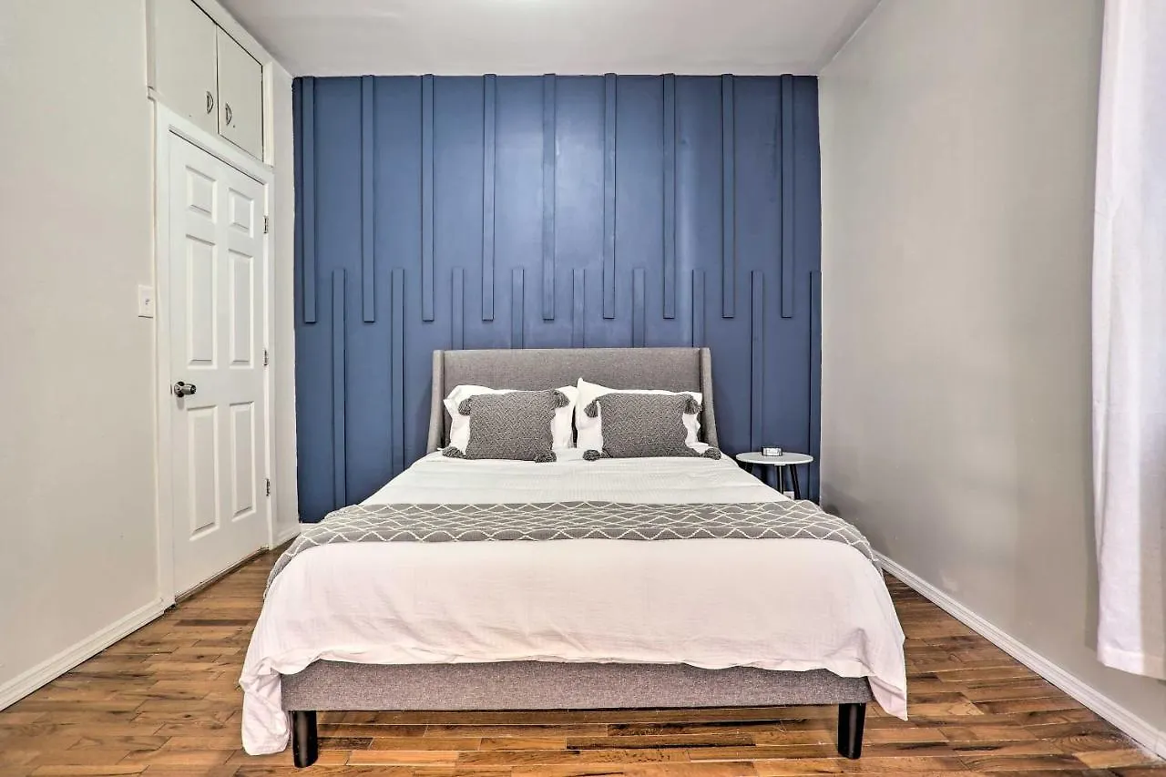 Updated Bayonne Townhome About 11 Mi To Nyc!
